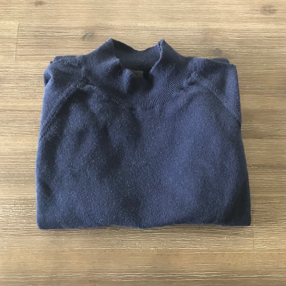 H&M MOCK TURTLENECK